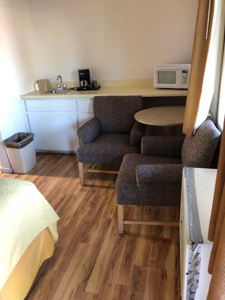 Kelseyville Motel מראה חיצוני תמונה
